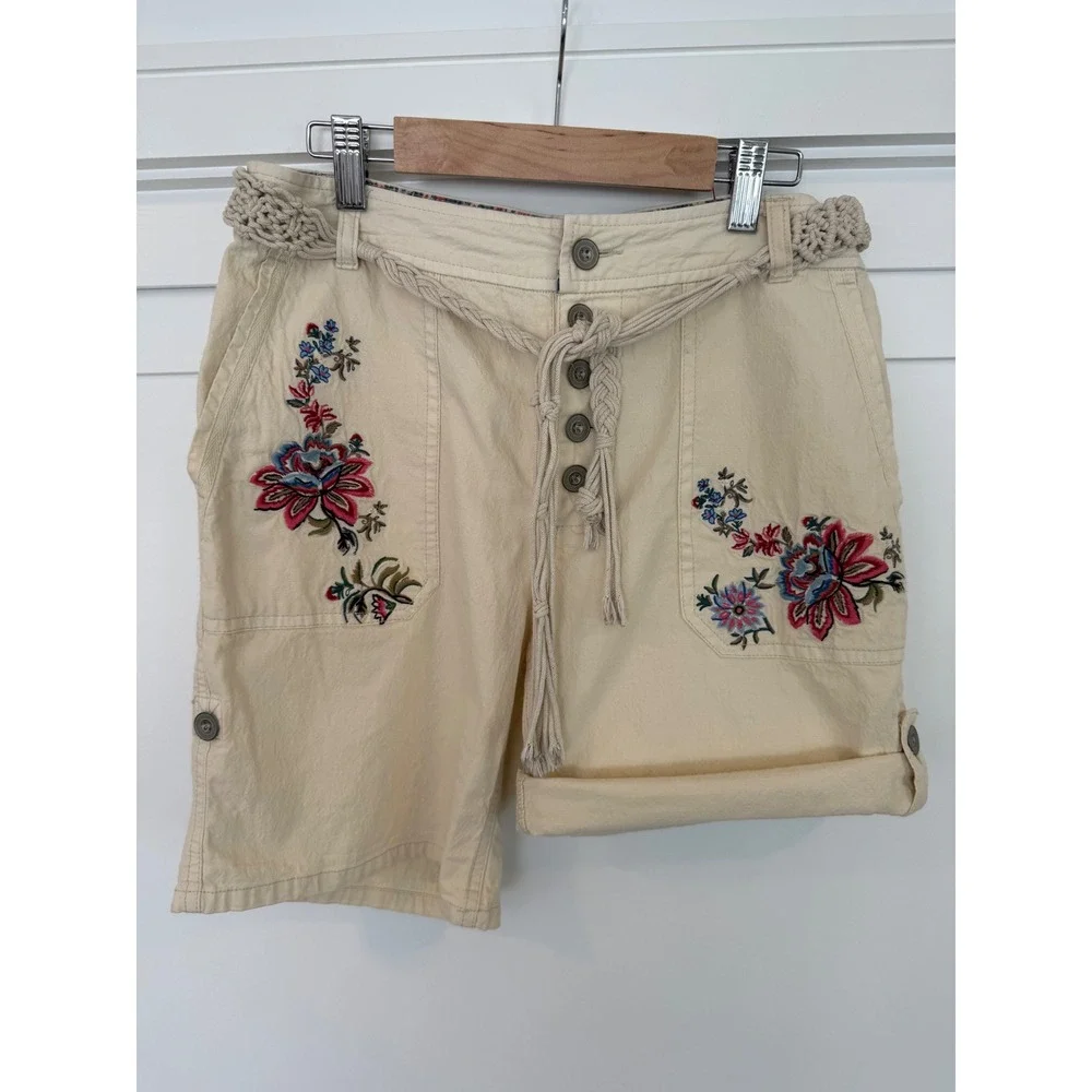 Sundance Floral Embroidered Shorts Cream Ivory Braided Belt Button Fly Size 2
